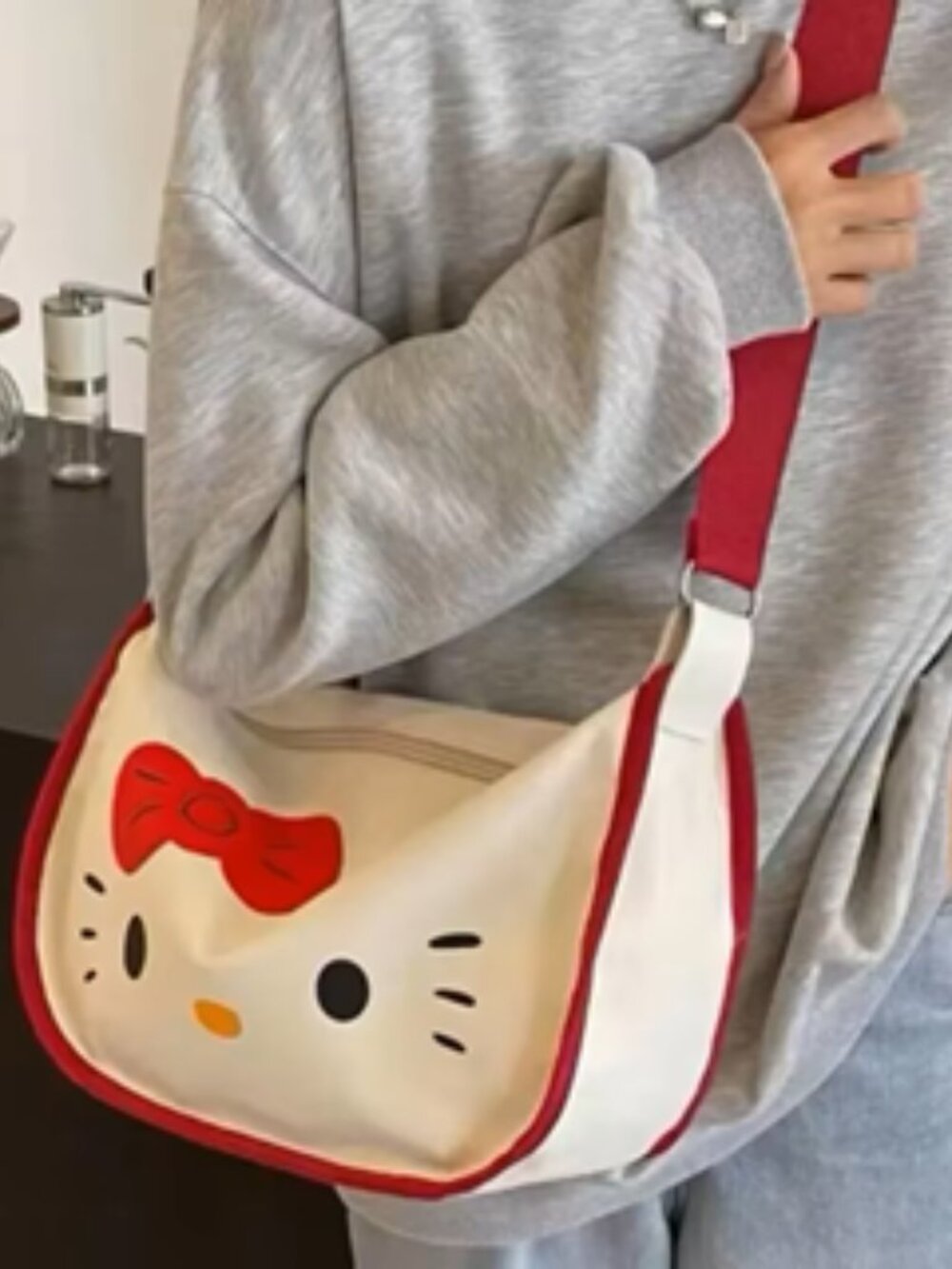 Hello Kitty White Canvas Barrel Duffel Bag Red Trim Shoulder Strap
